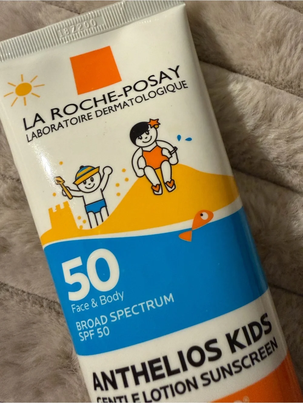 La Roche-Posay Anthelios Kids SPF 50 Gentle Lotion Sunscreen - Orange/Blue